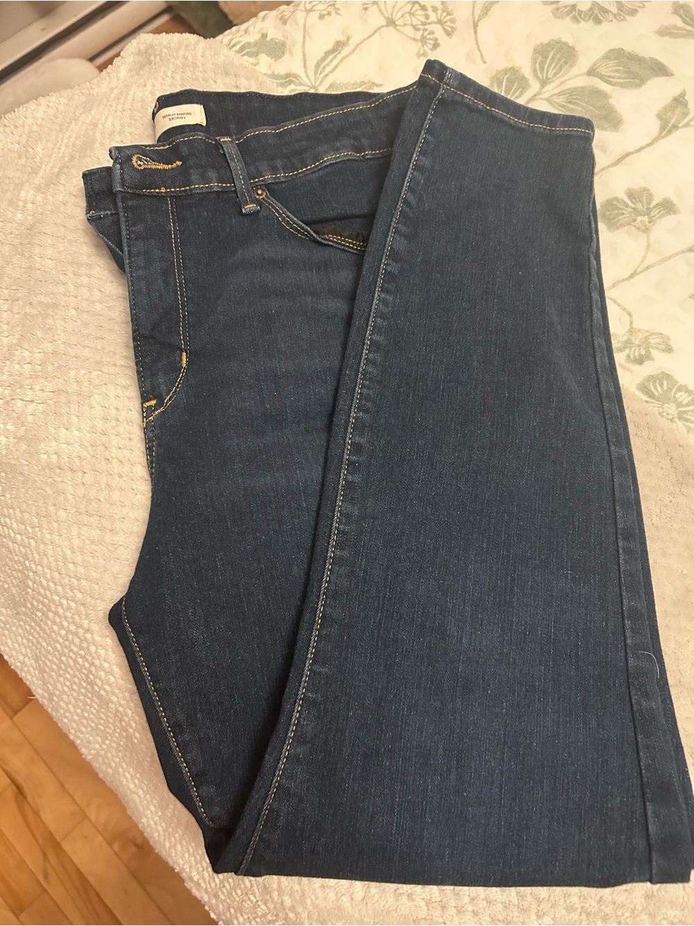 Levi's Women's Dark Indigo Skinny Jeans